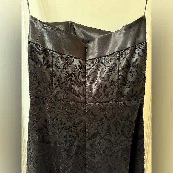 White House Black Market Special Occasion Strapless Dress Velvet Floral Size 4 - Picture 4 of 11